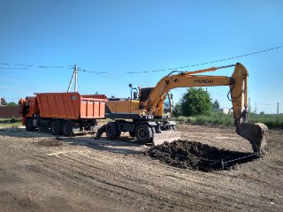 2020.03.07. Геология сделана, участок под строительство расчищен от мусора и растительности. Начинаем копать котлован. Воронеж, Отрадное июль 2019г..